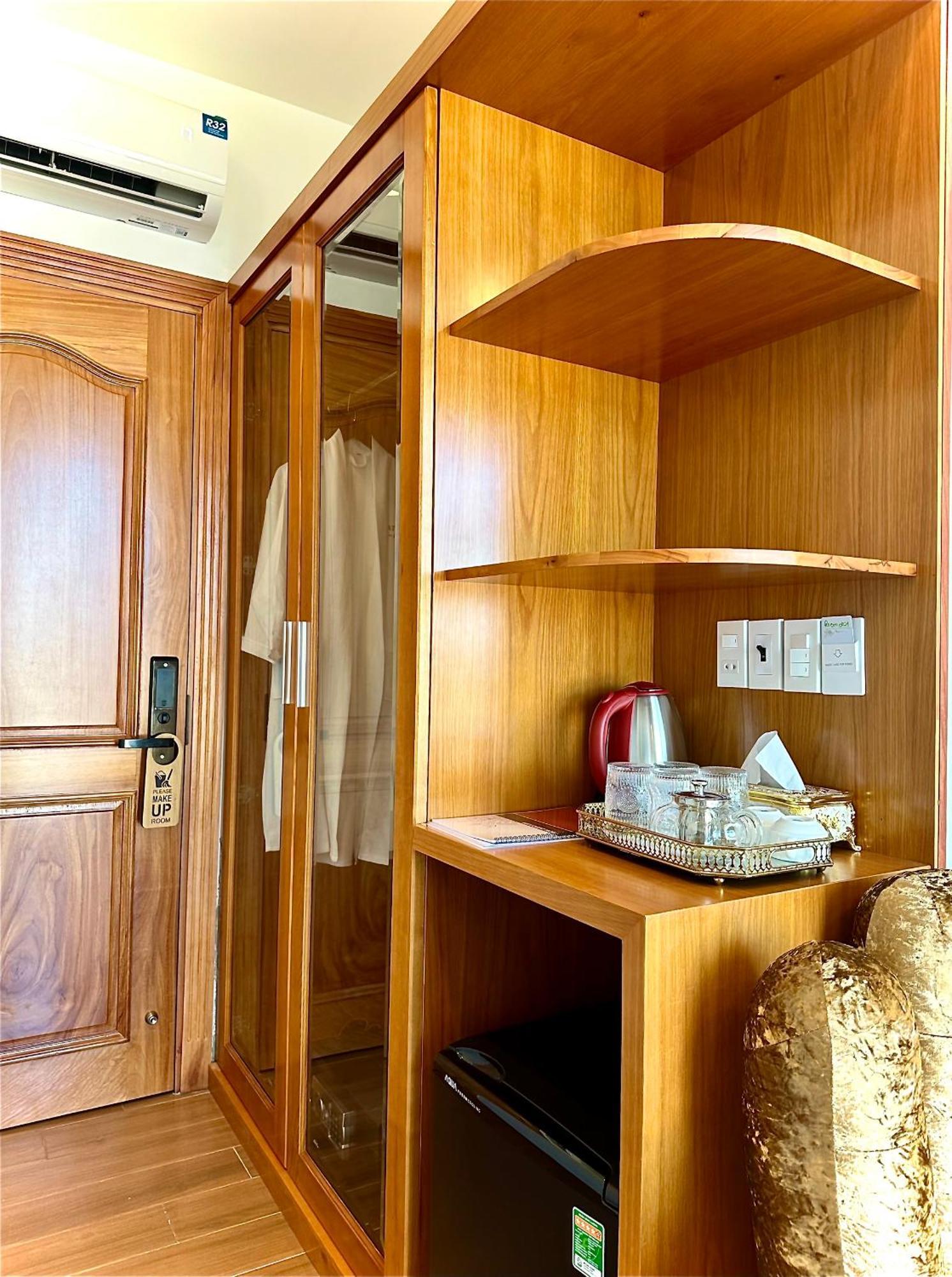 Cat Tuong Hotel Khu Chi Lăng Extérieur photo